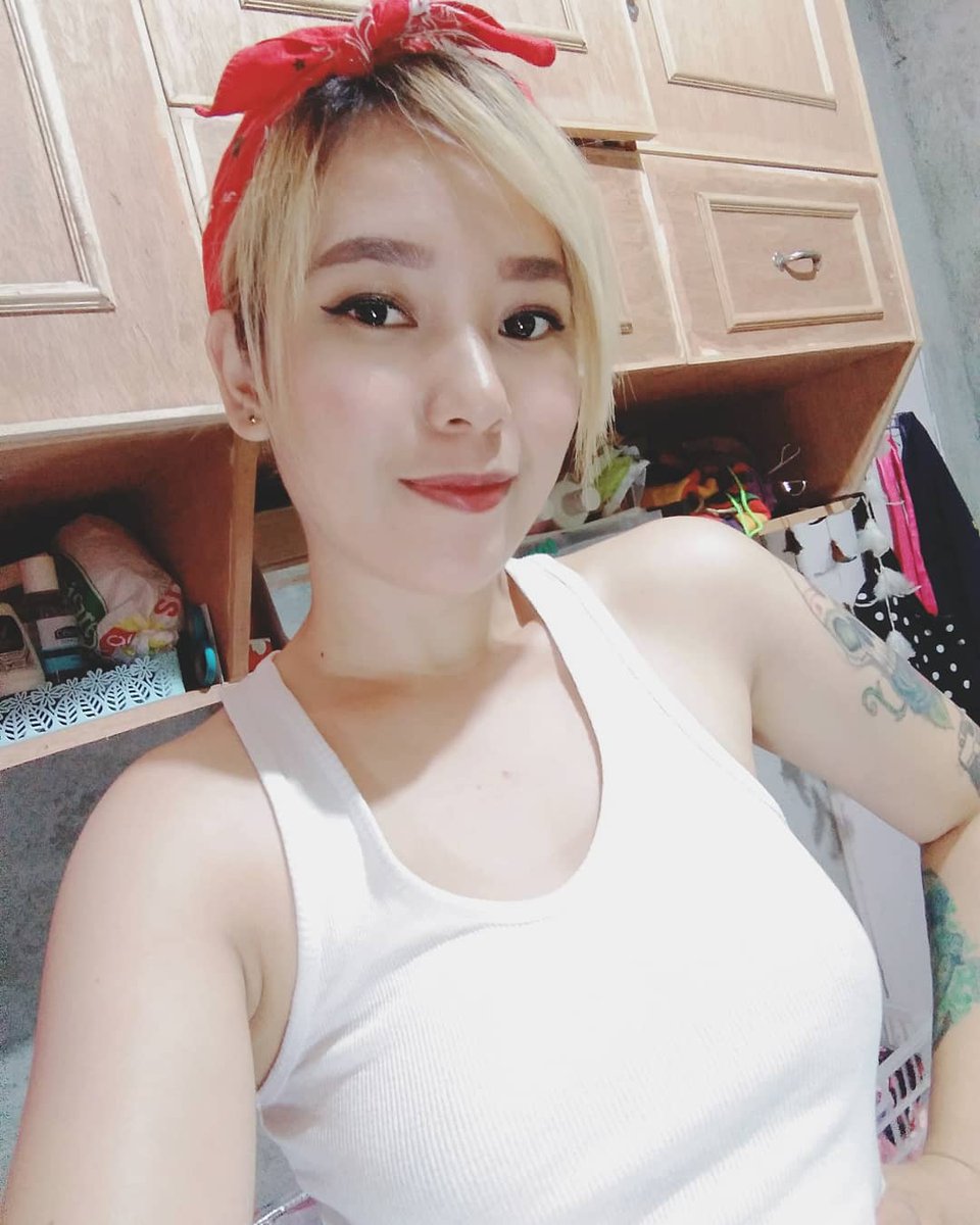 veemanika's tweet photo. #yourlocalmom https://t.co/jEBH2JD5PP
