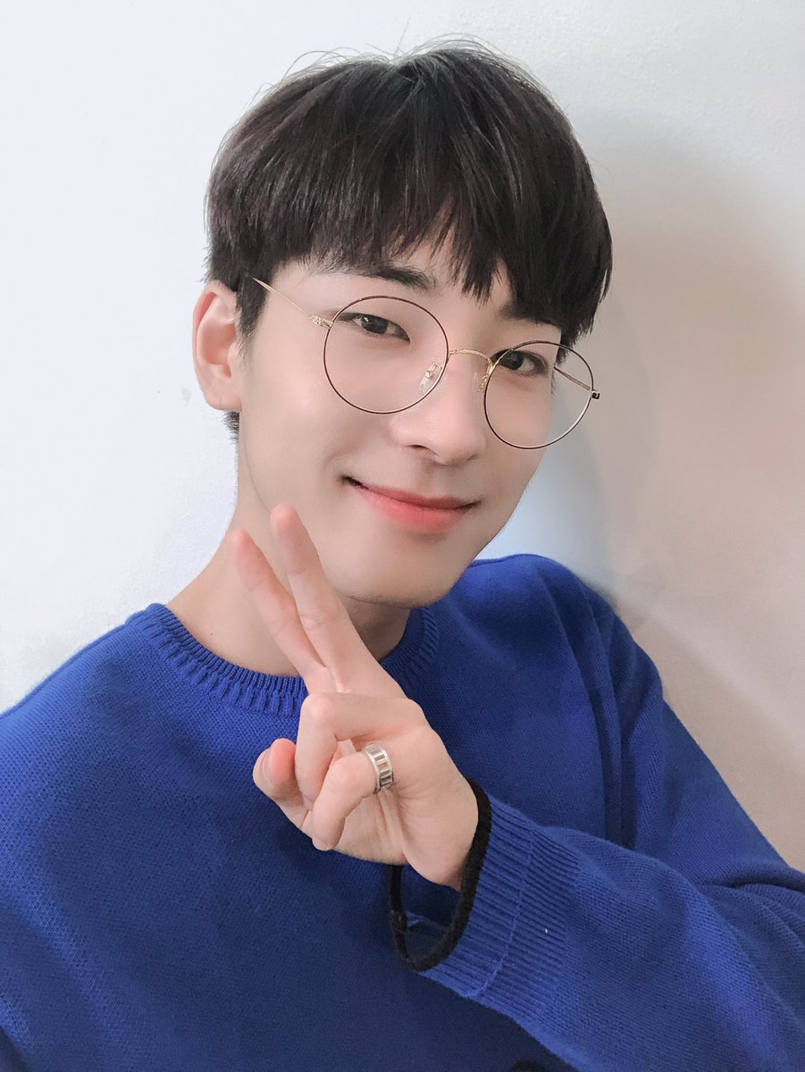 WONWOO The Crab loves grappling with big issues, and will happily spend a day on the beach with a thick history book. Cancers also need plenty of solo time to unwind, and may find a yoga class or meditation retreat the ideal way to get back to their inner selves.  @pledis_17