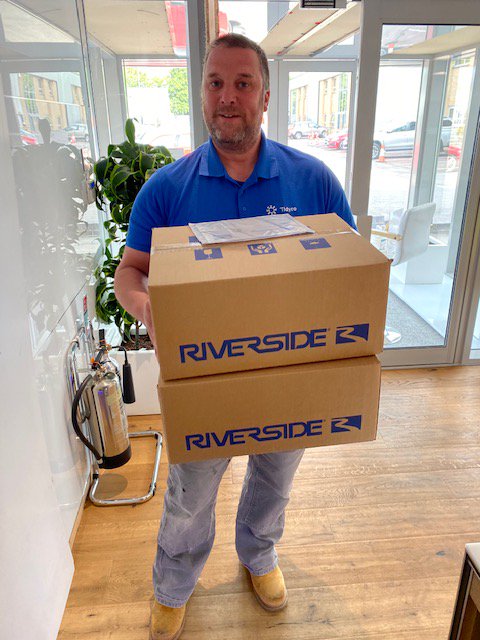 Local business <a href="/TidycoLtd/">Tidyco Ltd</a> collecting their Face Shields to protect the workforce. Made in the UK and ready to despatch for free to mainland UK.

the-shield.co.uk 

#faceshields #localbusiness #returntowork