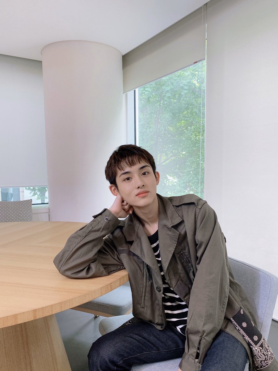 각각 엄마팬. 여친팬 위한 사진가툐~^_^~