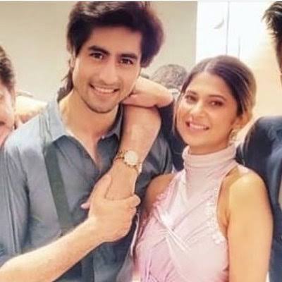 We as JenShad fans we condemn all the rubbish things wrote about both of them, they were are and still a professional coactors, they respect each other and love each other.  #JenniferWinget  #HarshadChopda