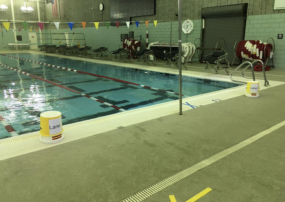 RandyTravisTV's tweet photo. For the first time in two months certain Gwinnett County swimming pools are open to the public. Reservations required for a one-hour use of lane, time limit strictly enforced. @FOX5Atlanta https://t.co/qnJhhG1ys9