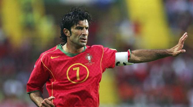 Luís Figo (Portugal 2-1 Netherlands, Euro2004). Loved that Figo chose “o jogo da minha vida” that was neither from when he was at his height, nor one that he had a particularly big impact on, but rather bc of the huge significance it had for the Seleção, reaching its first final.