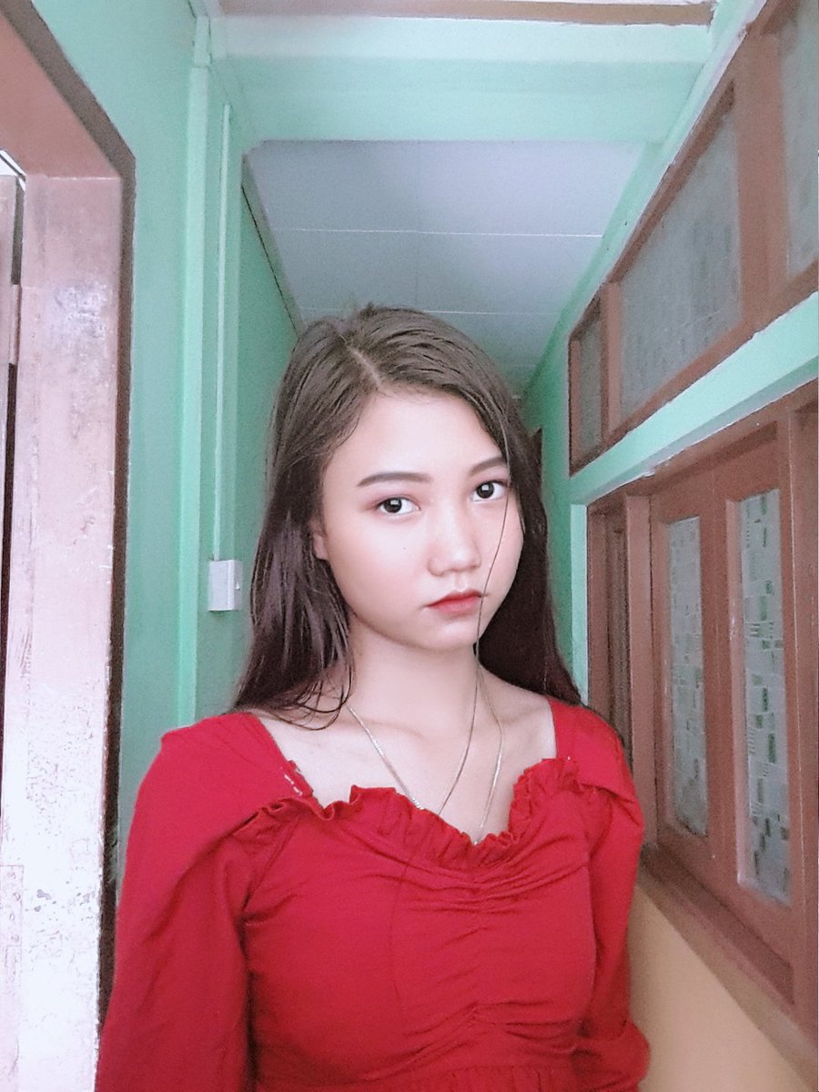 thirishwezin's tweet photo. ဘယ်တော့လာခေါ်မလဲကွယ်
အလှတွေပြင်ထားတယ်❤
https://t.co/L1nPEOc80e https://t.co/cFdoSHqWVq