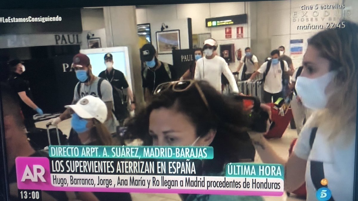 Supervi08745222's tweet photo. LOS SUPERVIVIENTES LLEGAN A ESPAÑA!!!🇪🇸🇪🇸🇪🇸🇪🇸
🔥🔥🔥🔥
@albertbarranco_ 
@PerezJorgeDiez1 
@rotrece 
@Anamariaaldon1 
@HugoGHRV https://t.co/DpEASnf8nM
