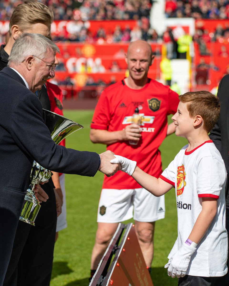 MU_Foundation's tweet photo. This time last year πππ
@ManUtd Legends took on FC Bayern Legends in the #TrebleReunion match, which saw the Reds emerge victorious on and off the pitch with a 5-0 win and Β£1.9m raised for the Foundation π
#Treble99 #MUFC https://t.co/EnAzVElpLt