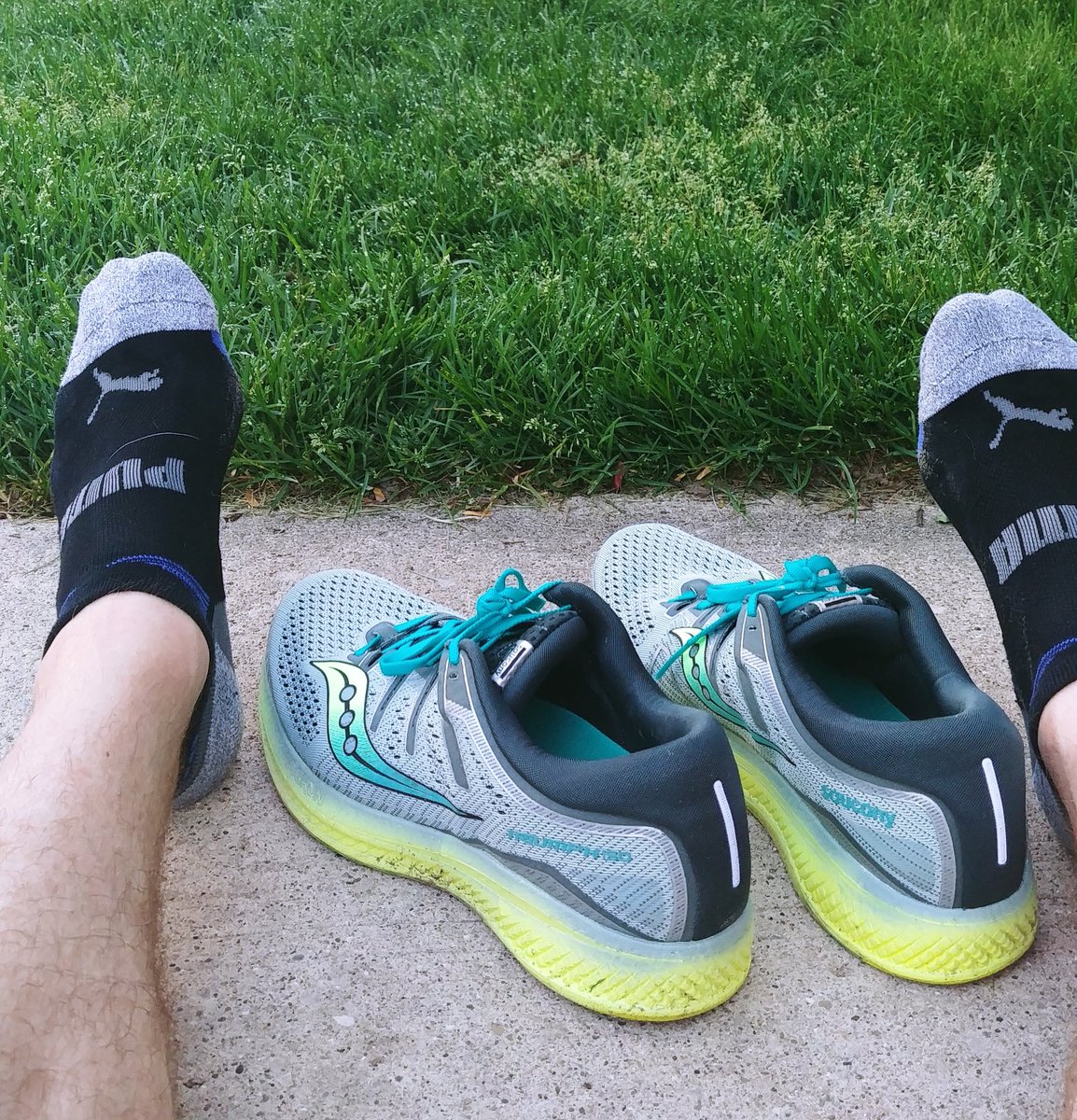 equity shoes closing