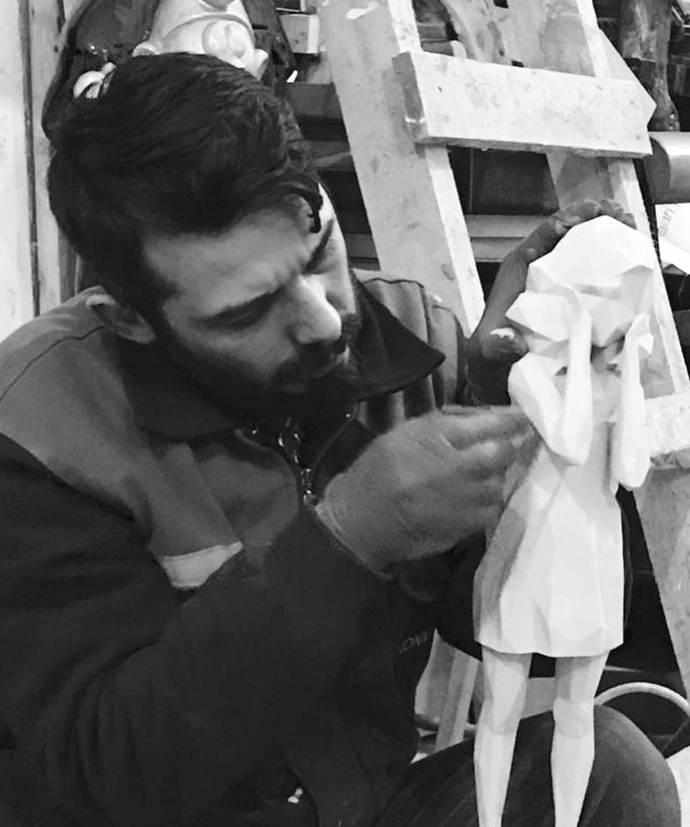 Sanat ile Psikoterapiye Hazır Mısınız? 
Sanatsal faaliyetler, iç dünyamıza dönmemizde büyük rol oynuyor. Sanat terapisi nedir? Nasıl hayatımıza temas eder? Yazarımız Fulden Karayel yazdı. Yazının tamamı ARTtv’de! <a href="/melisbinay/">melisbinay</a>