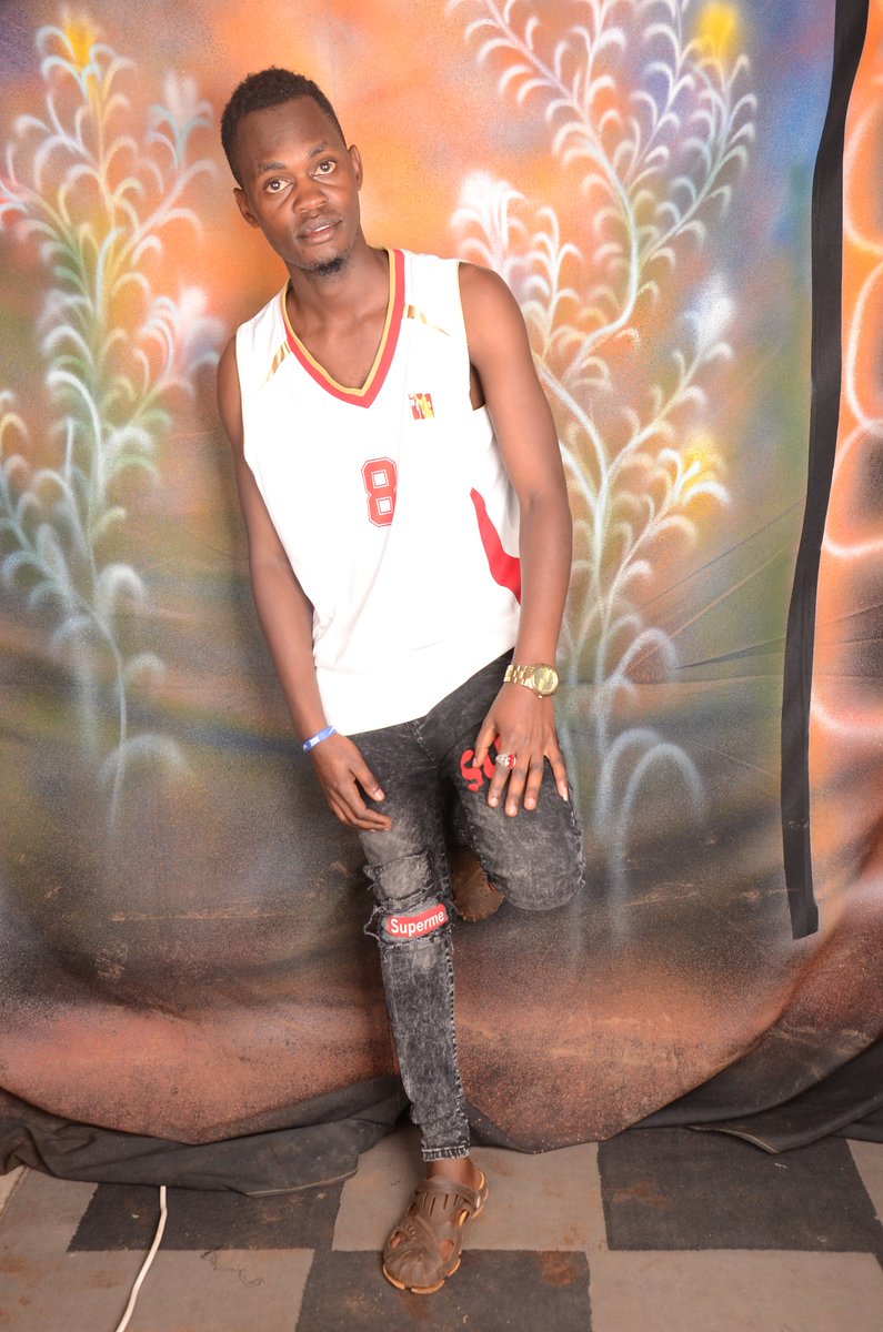 BobKUg2's tweet photo. Bob k ug
One love https://t.co/1aWurl7YBN