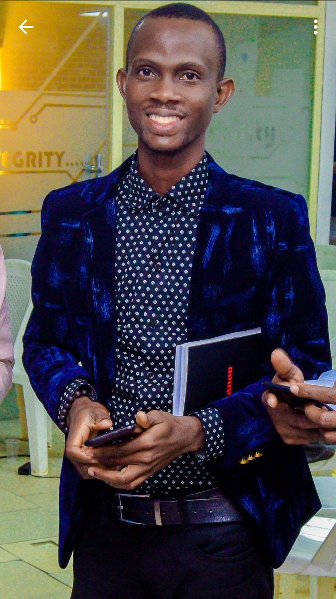 ipaint_design's tweet image. Imagine you requested for the service of a painter and I appeared on your site like this, what would you do and what would you say to me? 

Also, what are the likely thoughts that would run through your mind at the first glance?

#propainter #painter #cynthiamorgan #nysc