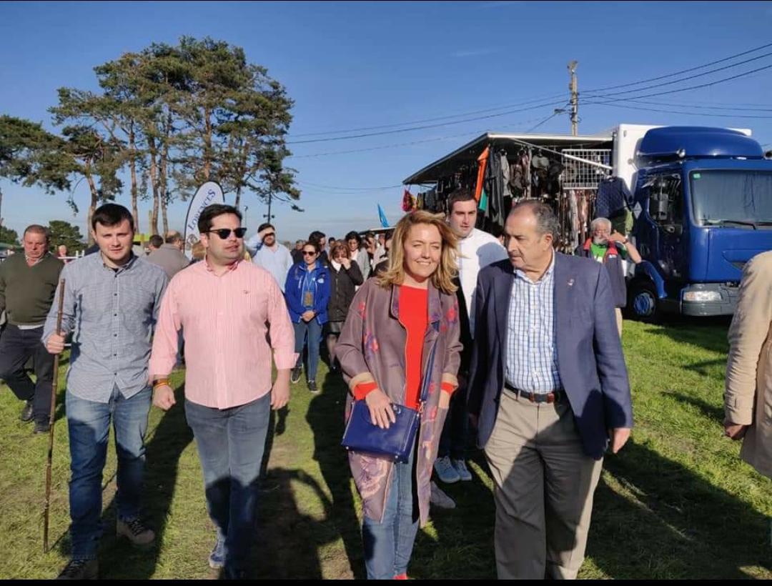 NNGGLlanera's tweet photo. 🔵 Hoy se cumple un año de las pasadas elecciones municipales y autonómicas.🔵

✅ El proyecto del @PPAsturias liderado por @TereMalladaPP desarrolla, impulsa y fomenta el mundo rural así como la ganadería y agricultura, tan importantes en nuestro concejo. #ActivemosAsturias https://t.co/5qyYwa8tuD