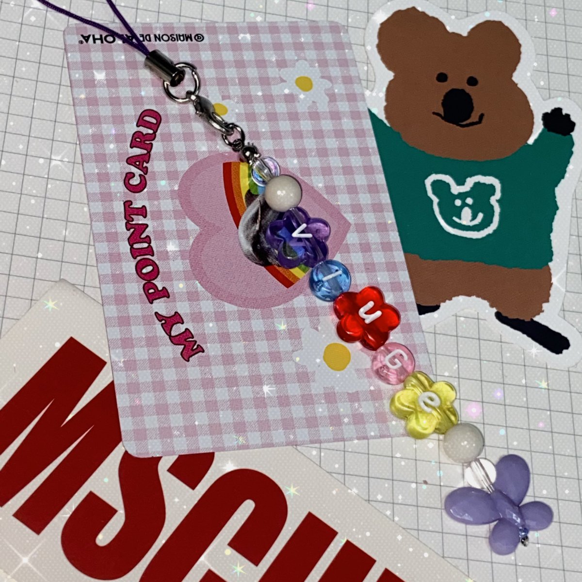 vintageStore00's tweet photo. ˚✧₊⁎ 비즈 키링 새로운 디자인 뽑아 보았어용 ˚✧₊⁎

곰돌이 파츠 나비파츠 등 새로운 파츠를 영입해왔어용εїз

˚ෆ*₊ 지인 선물 및 구매는 A Vintage store 에서 저렴하게 구매하세용 ˚ෆ*₊

주문 및 문의는 옾쳇 주세용 빠른 답변과 마감 도와드립니다°ʚ(*´꒳`*)ɞ° https://t.co/MkciW99fh6