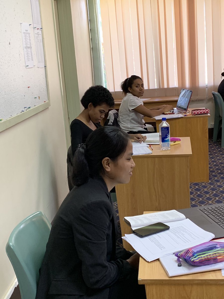 BMalimali's tweet photo. Opening Address and Examination in Chief exercises by the PDLP Statham afternoon crew, on DEFILEMENT.
#PDLP2020 #usp2020 #USPLAW #USPSchoolOfLaw
#PracticeSocialDistancing #WashHands
#MaintainSocialDistancing https://t.co/D3Jp1geEiI