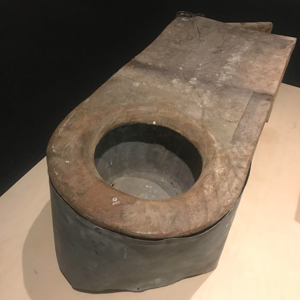 JusticeMuseum's tweet photo. This is a solitary confinement toilet. The use of solitary confinement became common practice in prisons during the first half of the 19th Century. Whilst the intention was that isolation would help reform inmates, many suffered awfully as a result of being alone. #ObjectWalk https://t.co/TzYkxOg7QR