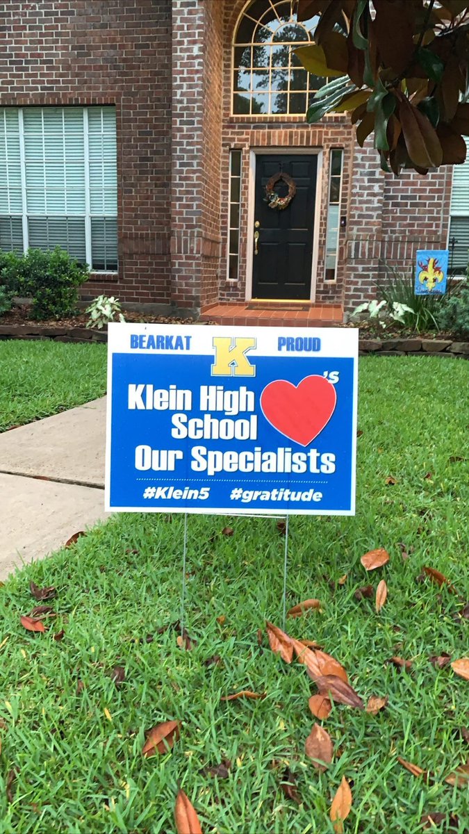 What a way to brighten up a dreary morning at the end of a crazy year! Thanks <a href="/KleinHigh/">Klein High School</a> Admin Team! 💙💛