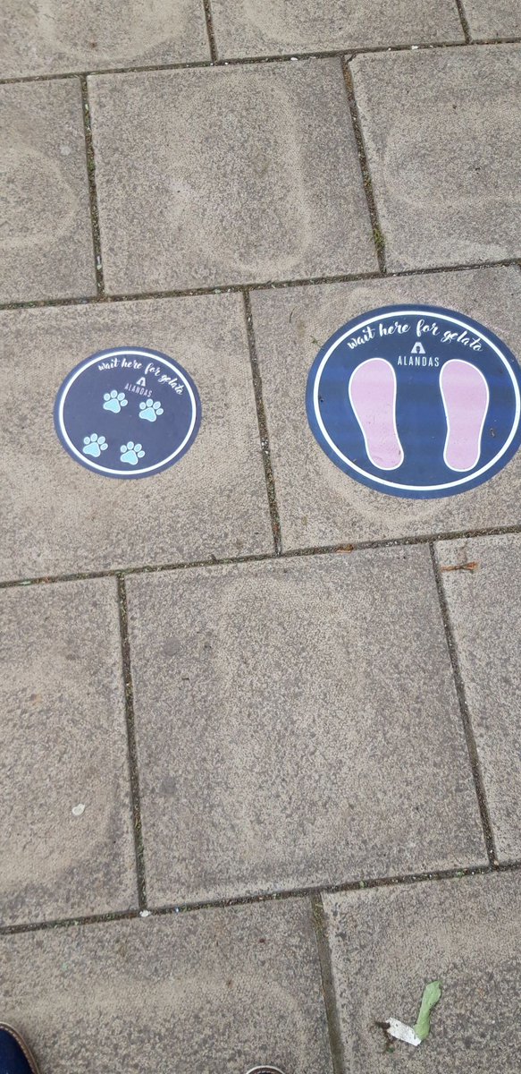 Social distancing guidelines for 2 and 4 legged walkers in North Berwick!