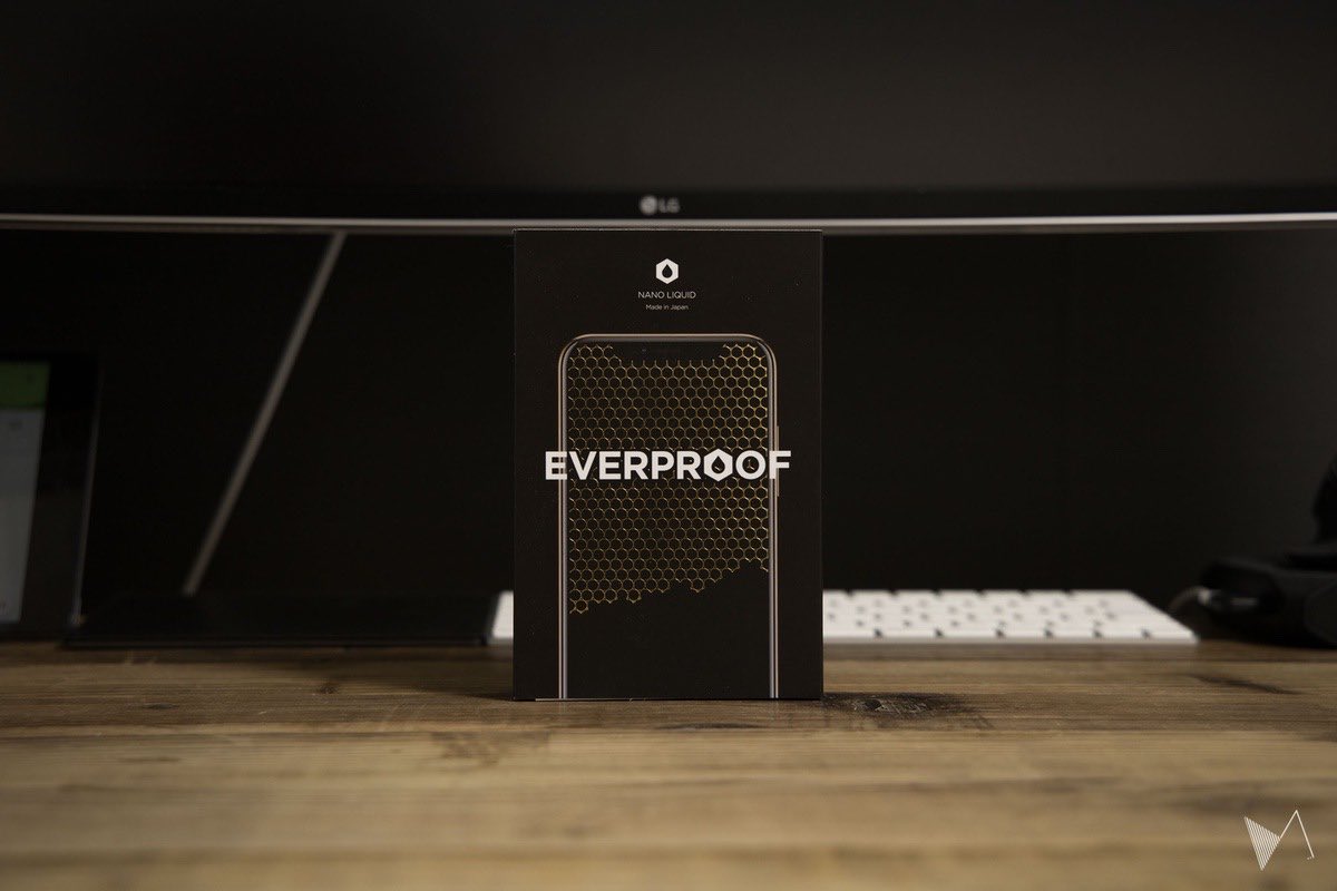 Kujo_haru's tweet photo. 夢のiPhone裸使いを叶えたくて、EVERPROOFの”液体コーティング”を試してみた。

まだ時間が経過してないので何とも言えないけど、今のところ傷は全くついてない！

#iPhone #EVERPROOF https://t.co/2F4qLCP3yg