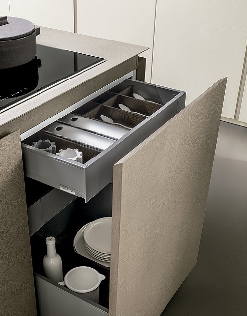 InterniBCN's tweet photo. Seleccionamos tres modelos de cocinas con isla @ernestomeda Ernestomeda que destacan por sus pulidos acabados y delicada geometría. https://t.co/s2mPh6zIa4 https://t.co/tbSisq6smx