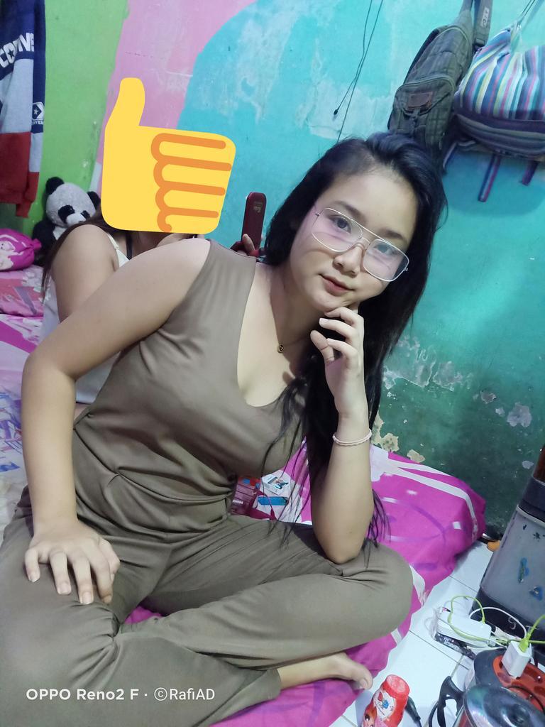 renataquee's tweet photo. Open BO&amp;VCS real
Wa 088213340410
#vcshot #camseks #REALVCS #vcsyuk #vcstrusted #vcscrot #vcssangek #vcs_berbayar #Openvcsreal #availvcs #vcscolmek #OpenBooking #openbobekasi #openbojakpus #cewekpanggilan #cewekbookingan #cewekbispak #cewekBO #cewekmontok #togelovers #ceritaseks https://t.co/q9x3JeGBiV