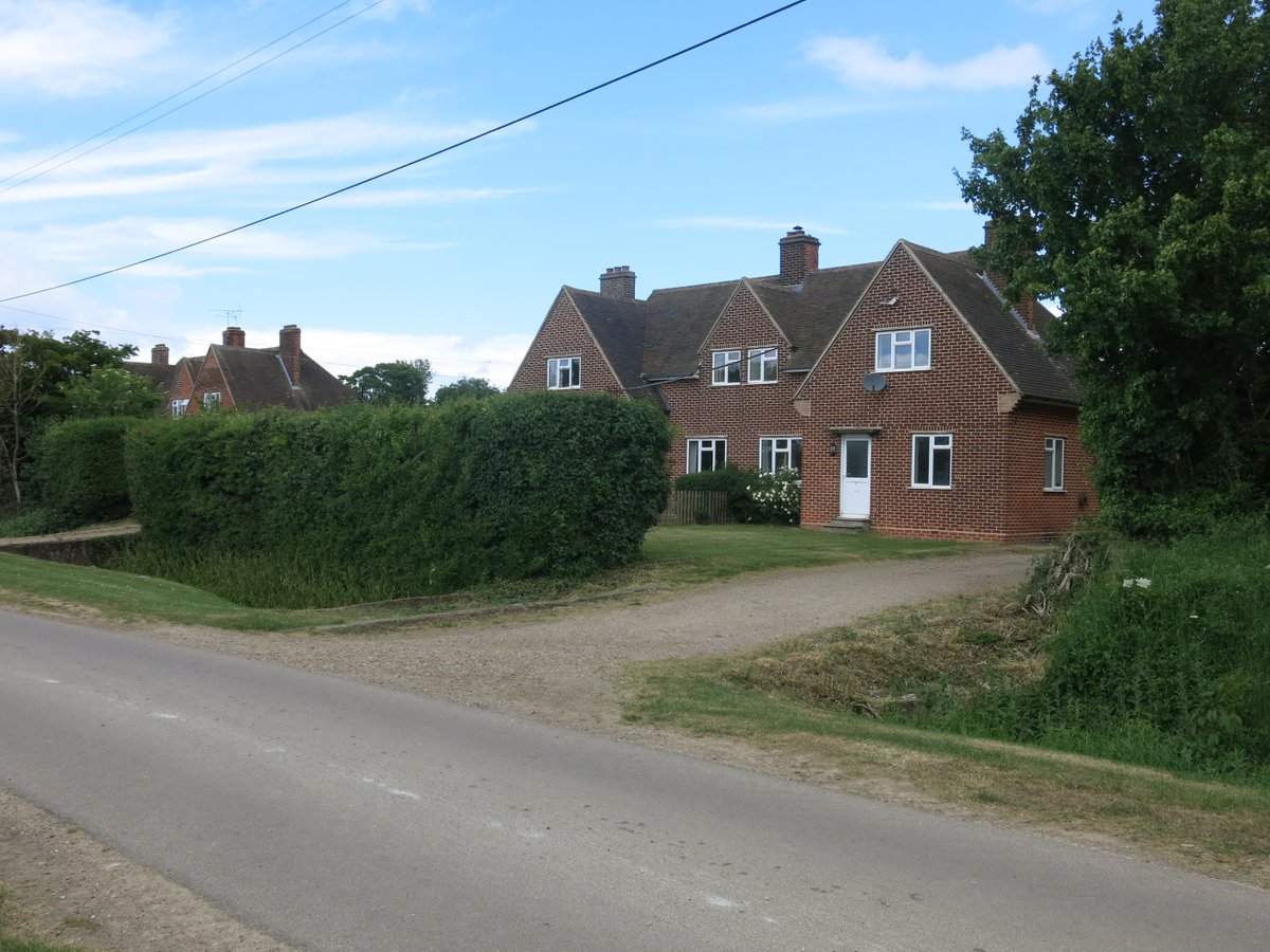 4/ A number of farms in the district were bought by the London Cooperative Society, including Berners Hall Farm in 1936. My guess is that these homes, adjacent to the farm, were built by the Society for its farm workers.