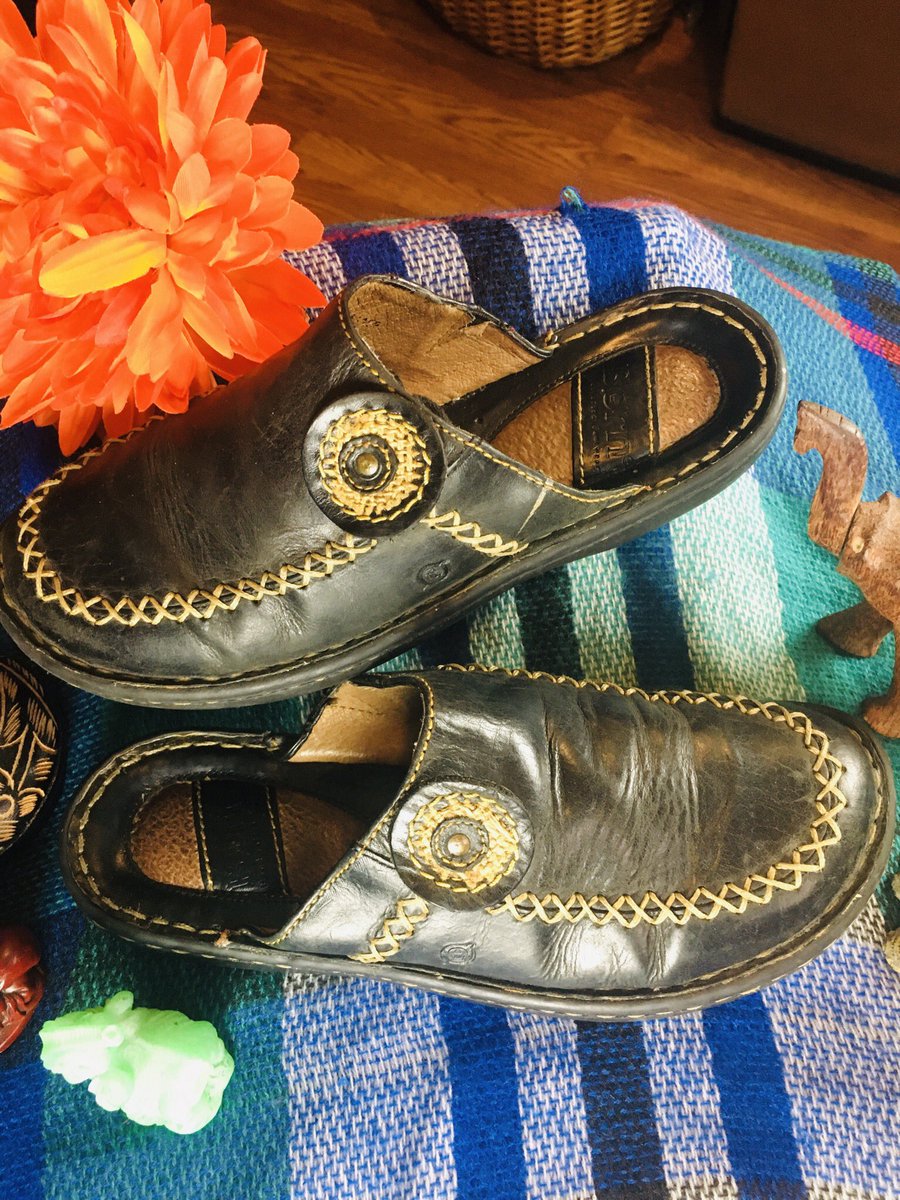 ShannonsCreati1's tweet photo. More Poshmark Deals ! @Poshmarkapp #shoe #ShoesSale #Sales #Poshmark #posh #forsale #discount #affordable #cheap https://t.co/STDmc2keds