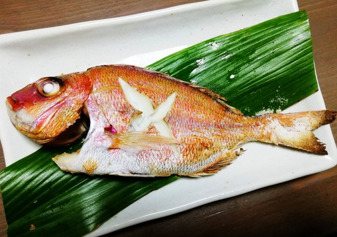 イトヨリのお刺身 湯引き 真鯛とスズメ鯛の酒蒸し 真鯛の塩焼き イトヨリのアラ みほのイラスト イトヨリのお刺身 湯引き 真鯛とスズメ鯛の酒蒸し 真鯛の塩焼き イトヨリのアラ みほのイラスト