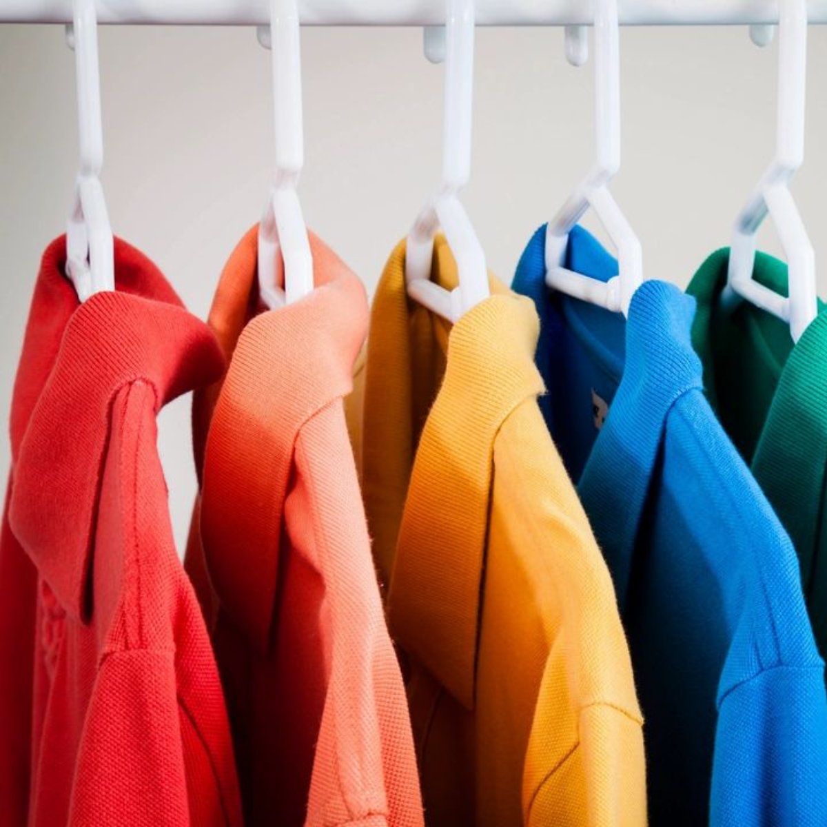 StopNWash's tweet photo. Don't wait until you run out of clean clothes to do your laundry! Start your week off with all your favorite outfits ready to wear. https://t.co/mu9xM1oB9r