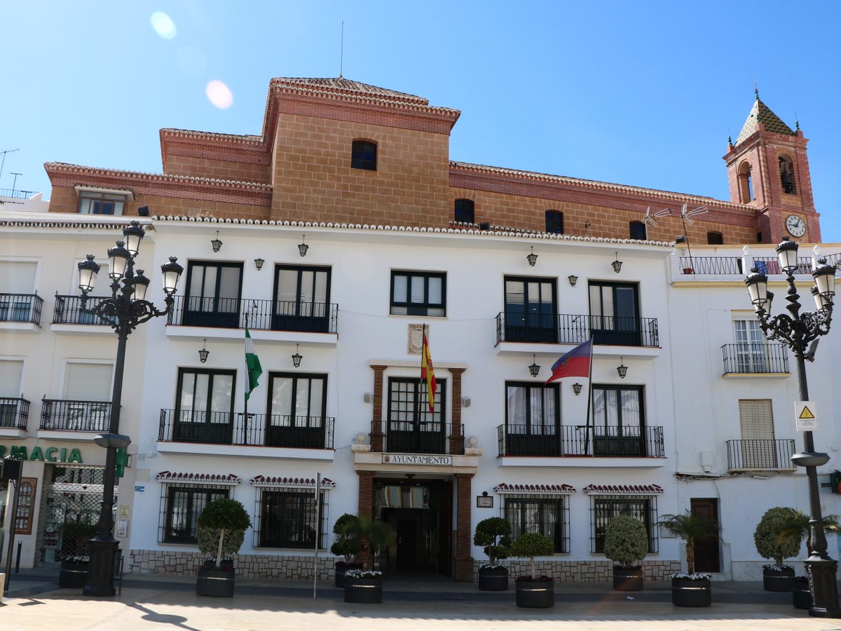 jmanuelisbylex's tweet photo. Ayuntamiento indemniza con 4,7 millones a recaudador despedido hace 30 años https://t.co/wlFh3GkEDn @elitediario @ElitediarioC @jmanuelisbylex @jmanuelcarrion @ajimenal1 @auxiguillen66 @manuelgarana @RossellMonica @JMGBautista @VocesdlMisterio @IsbylexA  #torrox #Málaga #pago https://t.co/STNbPnykq4
