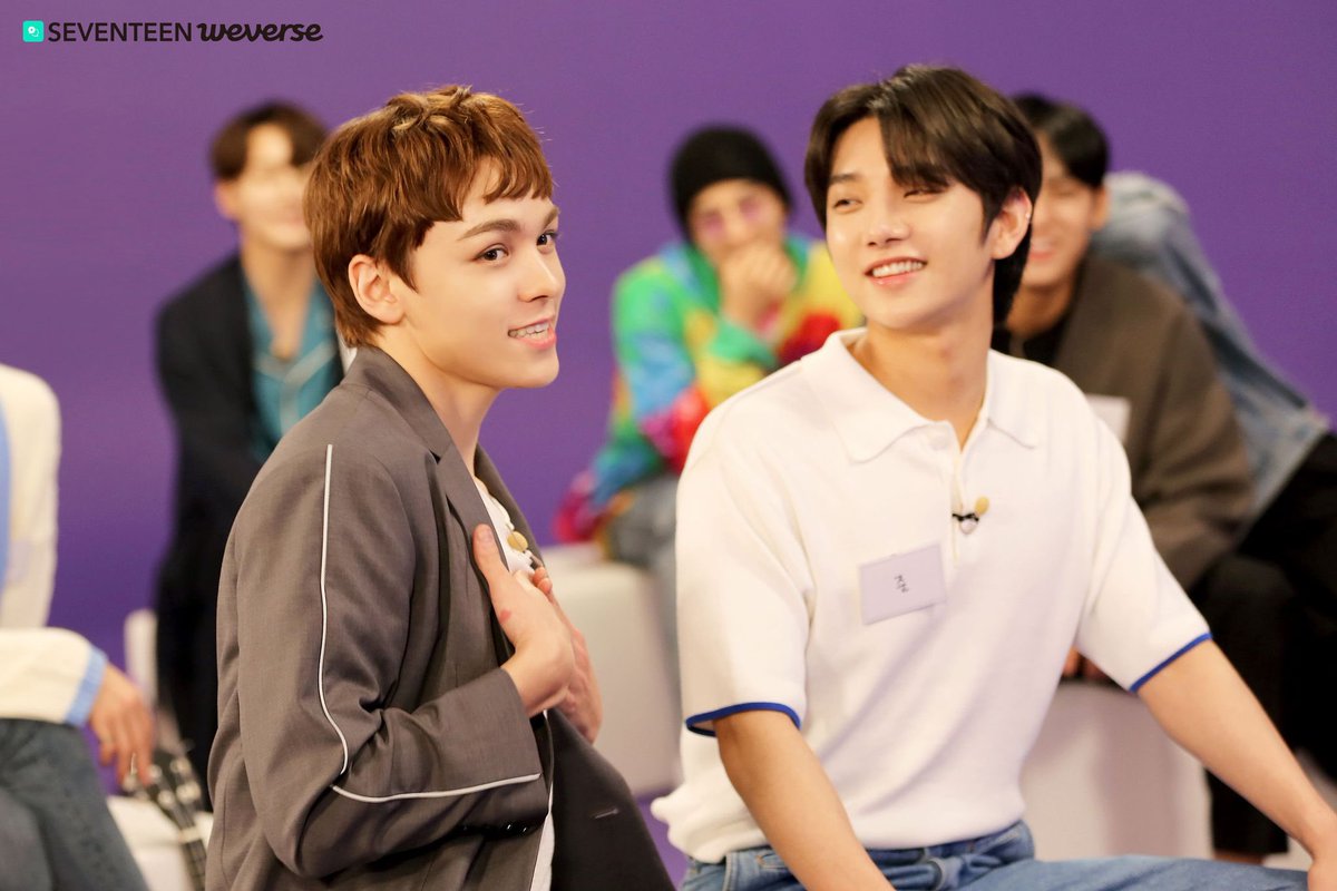 daily_wonsol's tweet photo. SVT 5th Anniversary behind (Wonwoo and Vernon)

#원솔 #WONSOL #원우 #WONWOO #버논 #VERNON #세븐틴 #SEVENTEEN @pledis_17 https://t.co/q3pLeUe2aJ