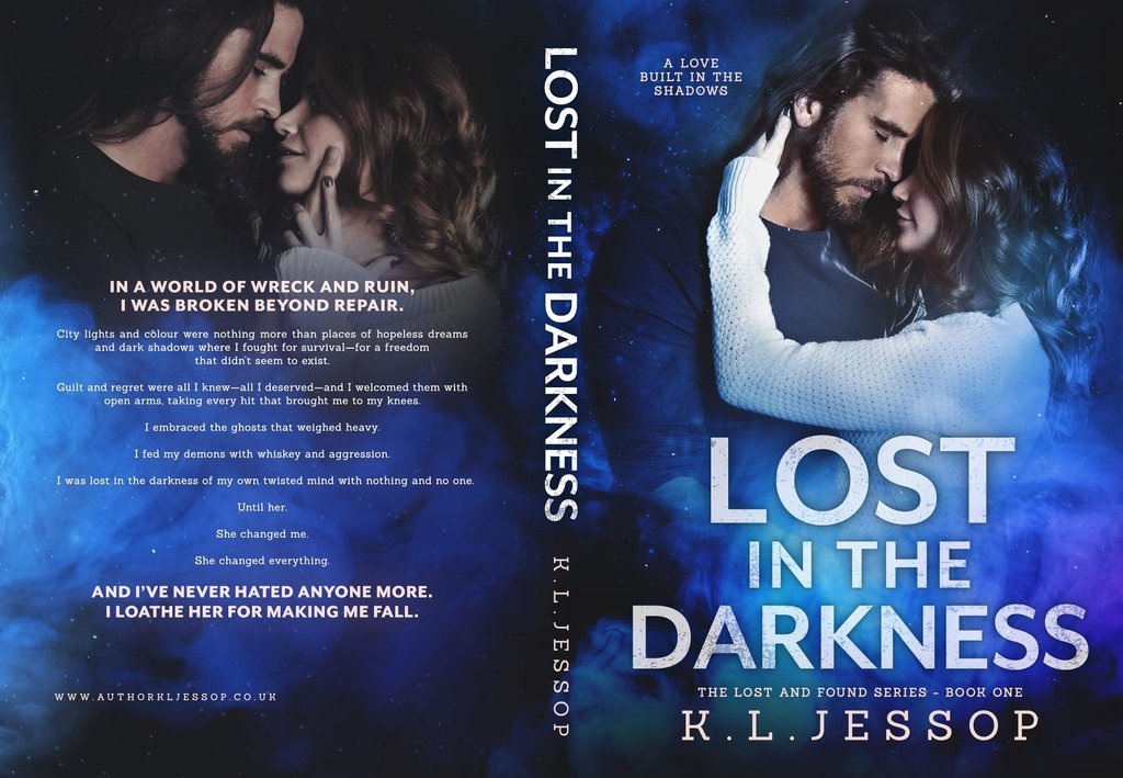 Jessop30K's tweet photo. *´¨)
¸.•´¸.•*´¨) 
(¸.•´ (¸.•` COVER REVEAL¸.•*´¨
LOST IN THE DARKNESS
Genre: Contemporary romance. Enemies to lovers.
Release date: June 24th. 
Cover Design: @designmeahuman
Photographer: Lindee Robinson
Goodreads Link: https://t.co/1i7x1uaRD4 https://t.co/STd3XxEIys