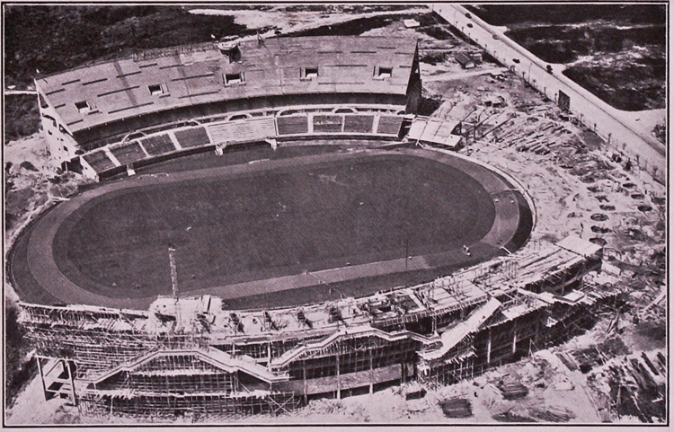 RiverDLTribuna's tweet photo. EL MONUMENTAL CUMPLE 82 AÑOS 🏟
Un 26 de mayo pero de 1938 fue la gran inauguración del Antonio V. Liberti, el gran ícono del fútbol argentino. Repasamos en #RDLT la historia del mítico estadio de la Av. Figueroa Alcorta.
✍ Por @fran_tobares
👉 Nota: https://t.co/h5UrWEYRWX https://t.co/fvGkxngysy