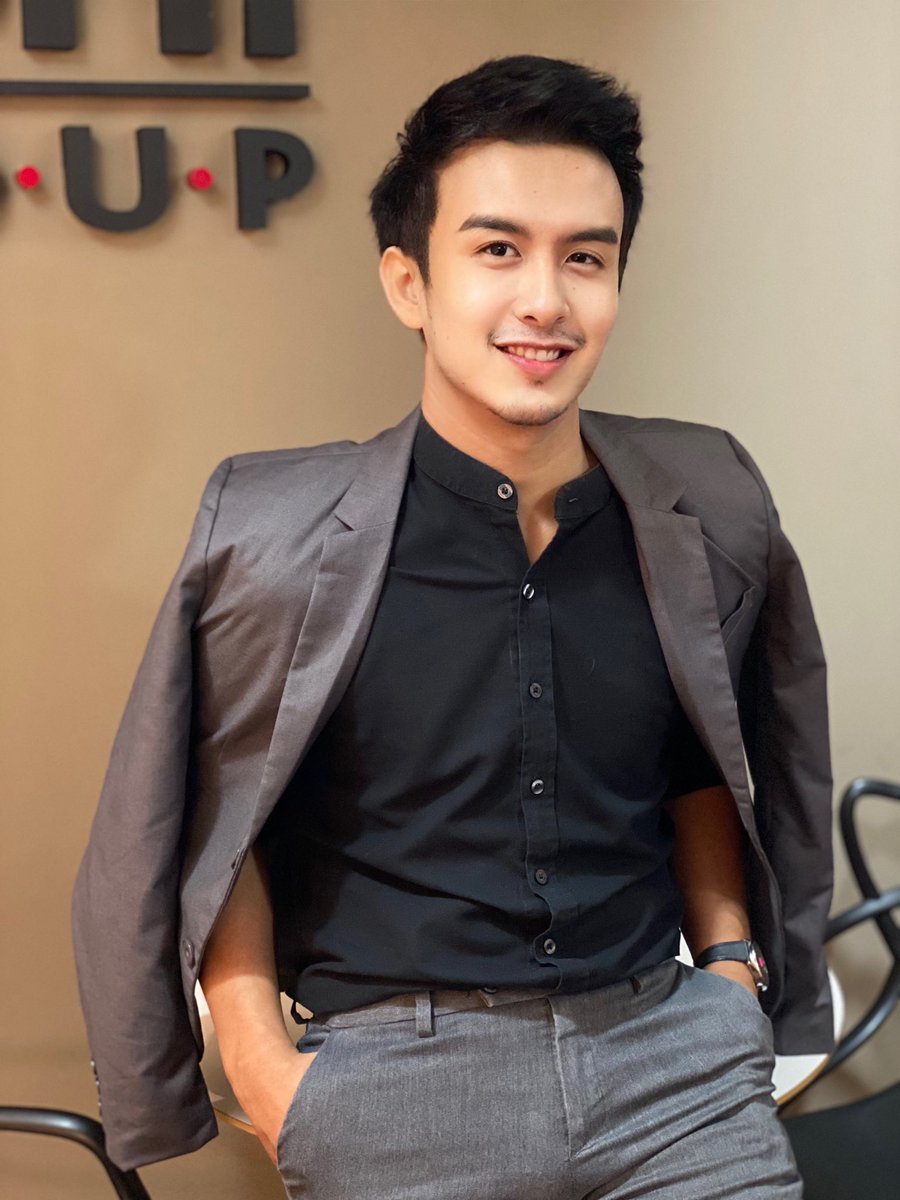 Rocky_Biird's tweet photo. รักกันไหมหัวใจมันอยากเสนอ... https://t.co/m1QyCOCmpd