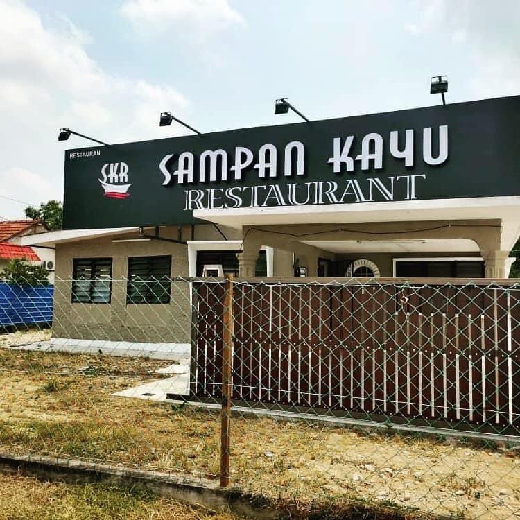 saraapollo's tweet photo. Assalamualaikum.hai warga parit buntar just nak inform besok 27/5 , SKR akan mula beroperasi di kedai P.Buntar lokasi sederet shell pekan lama, betul2 sebelum jejantas menuju pusat bandar. kmi juga menyediakan perkhidmatan COD &amp; drive thru. @Twt_ParitBuntar https://t.co/xgECRofrfF