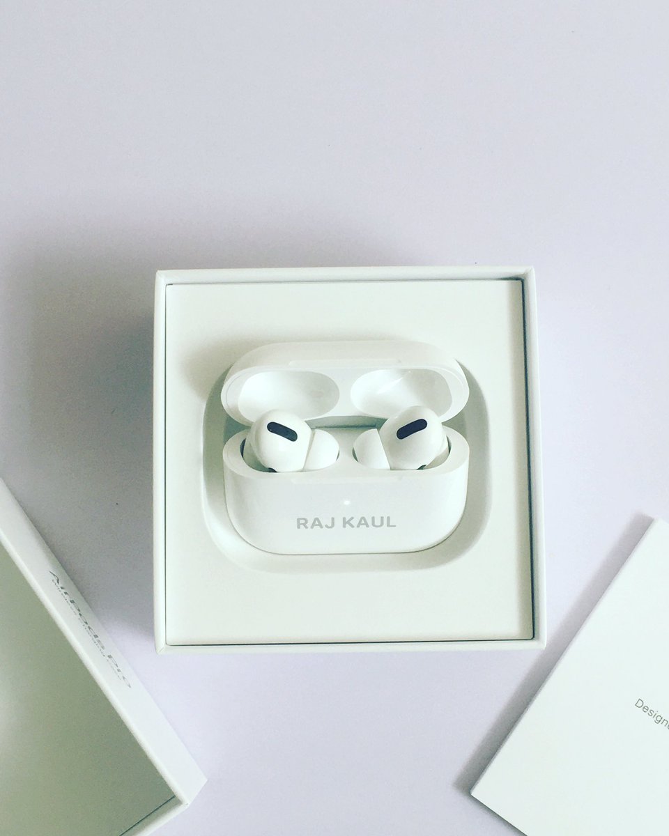 rajkaul's tweet photo. Just arrived.
-
-
-
#apple #wireless #appleairpodspro #noisecancelling #slick #fullyrated #fitsogood #candancewiththese
#musician #bhangramusic #electronicmusic #fusion #upcomingmusic #lyricist #songwriter #midweekmotivation #tuesday #lockdown https://t.co/31U6J9HrHG