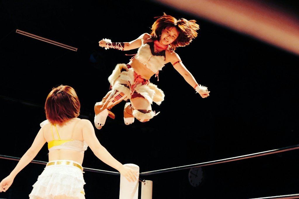 ...and we are gonna end it with my favorite photos of Shoko Nakajima #tjpw