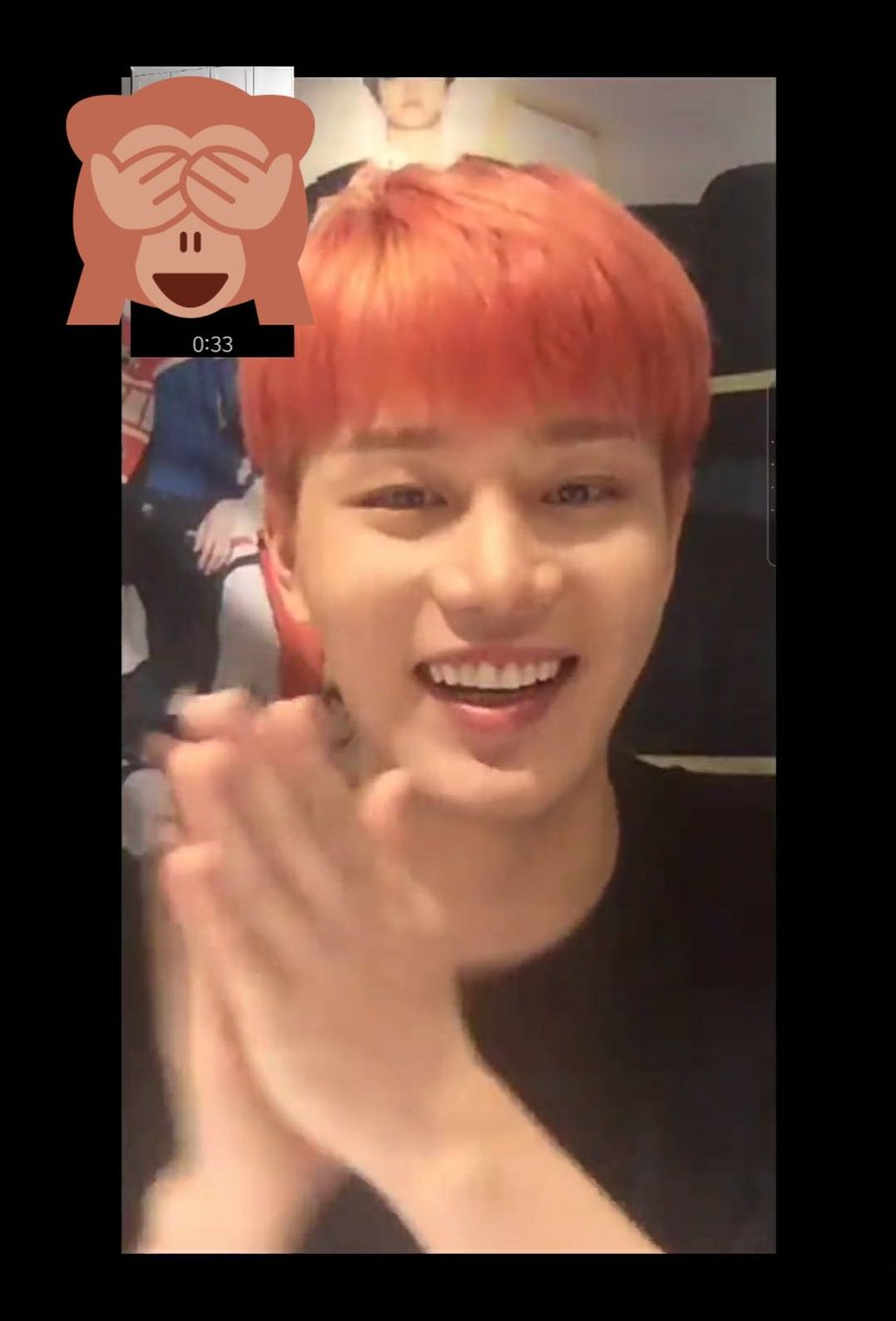 คุณคนนี้น่ารักจัง คุณเขาได้ไซน์วีดีโอคอลกับน้องแทอิลแล้วยังร้องเพลงวันเกิดให้แทอิลแถมน้องแทอิลยังน่ารักมาก ๆ ทำท่าเป่าเทียนด้วยㅠㅡㅠ ดูสิ แทอิลเหมาะสมกับความรัก เขาควรเจอแต่อะไรดี ๆ แบบนี้สิㅠㅡㅠ น้องดูยิ้มร่าเริงมีความสุขมากจริง ๆ น้องแทอิลเหมาะสมกับรอยยิ้มมากจริง ๆ 🥺