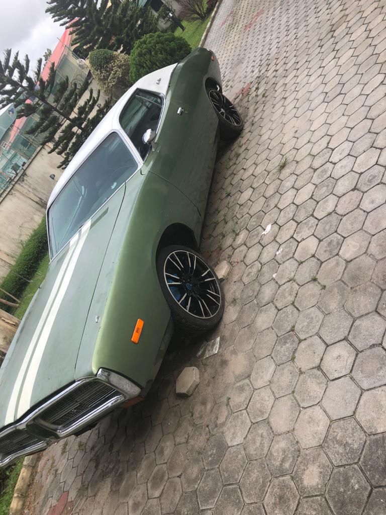 Moving on, this is a 1975 Dodge Charger. It sold for about N3m a few years ago I think even without the original engine, had a Nissan engine. The charger is one of the most iconic muscle cars from the 1970s alongside the Ford Mustang , the Camaro and the Dodge Challenger etc