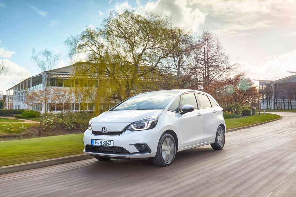 AutoserHonda's tweet photo. ¿Con que versión te quedas de nuestro Jazz? ¿la versión compacta o la versión Crosstar? //Which version of our Jazz do you stay with? The compact version or the Crosstar version?
#Honda #Autoser #desescaladaResponsable #yaestamoslistos #recargable https://t.co/OdsgsBAb3M