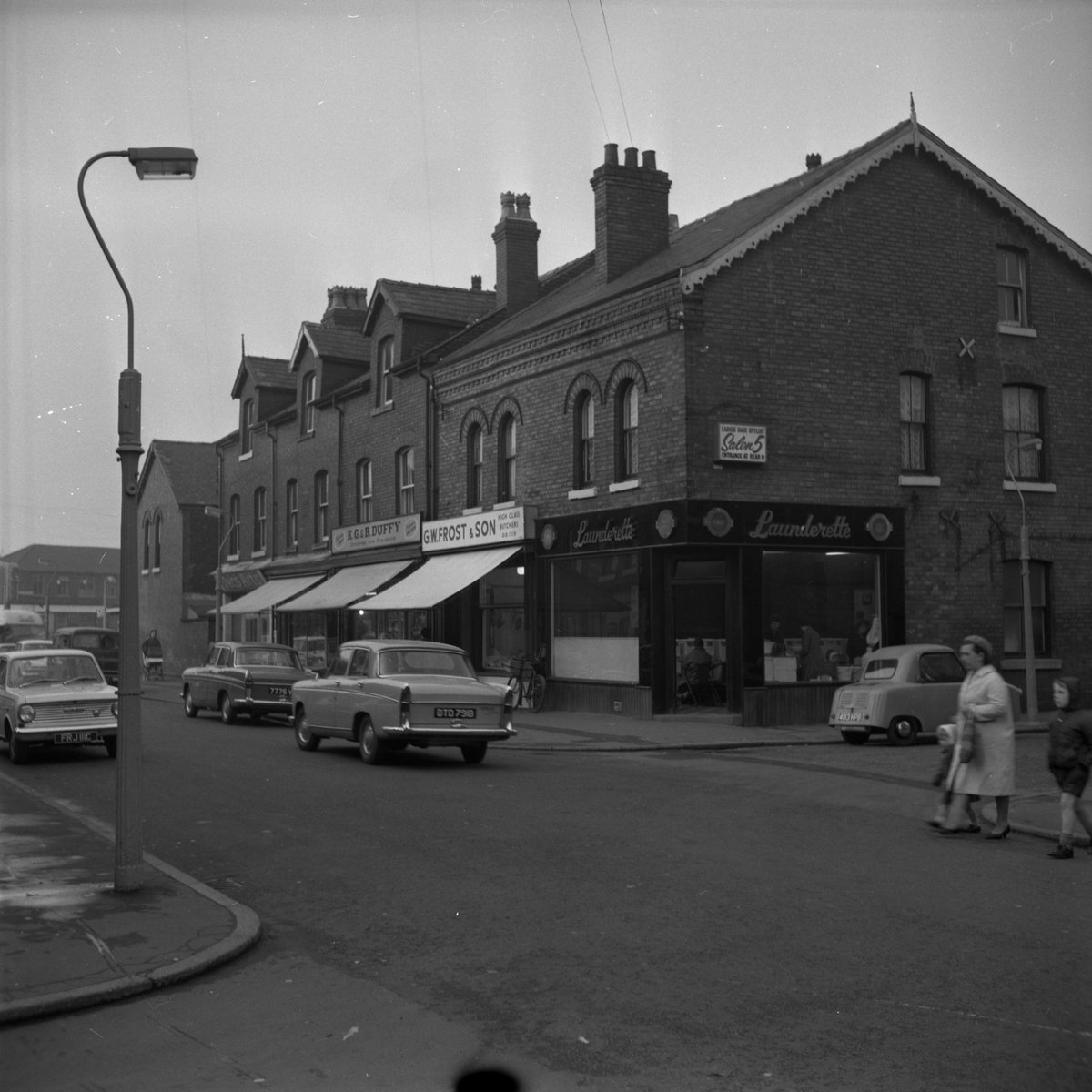 MancLibraries's tweet photo. "Some fabulous old images of Withington, I especially loved the ones of the Library. Thanks for this, it has been a pleasure looking through." More photos of Withington Village 1965 &amp; Nell Lane 1961 #ArchivesPlusMemorybox #LocalHistory20 https://t.co/a3LHN5Chs2