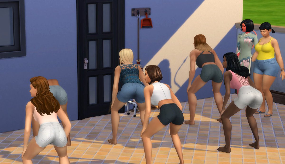 RaonyPhillips's tweet photo. vai ter referência na abertura hehe #GirlsInTheHouse https://t.co/BRn940zhlE