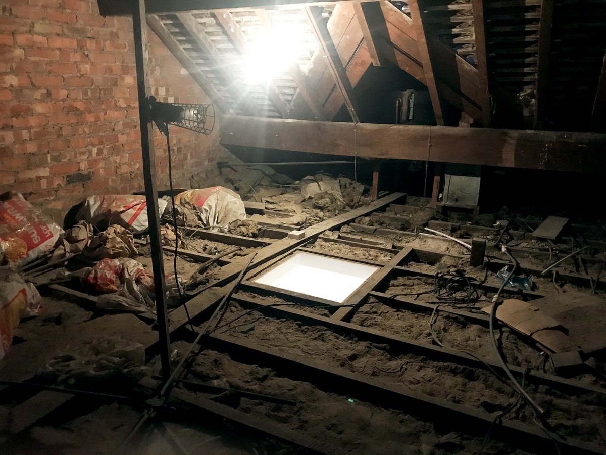 After and before 👌

Convert your loft into useful and accessible space the easy way. We supply and install: 
• Loft hatches • Loft ladders • Loft boarding • Lighting &amp; Insulation •

Message us on here or call 0151 954 0730 👍

#Liverpool #LoftConversion #Insulation