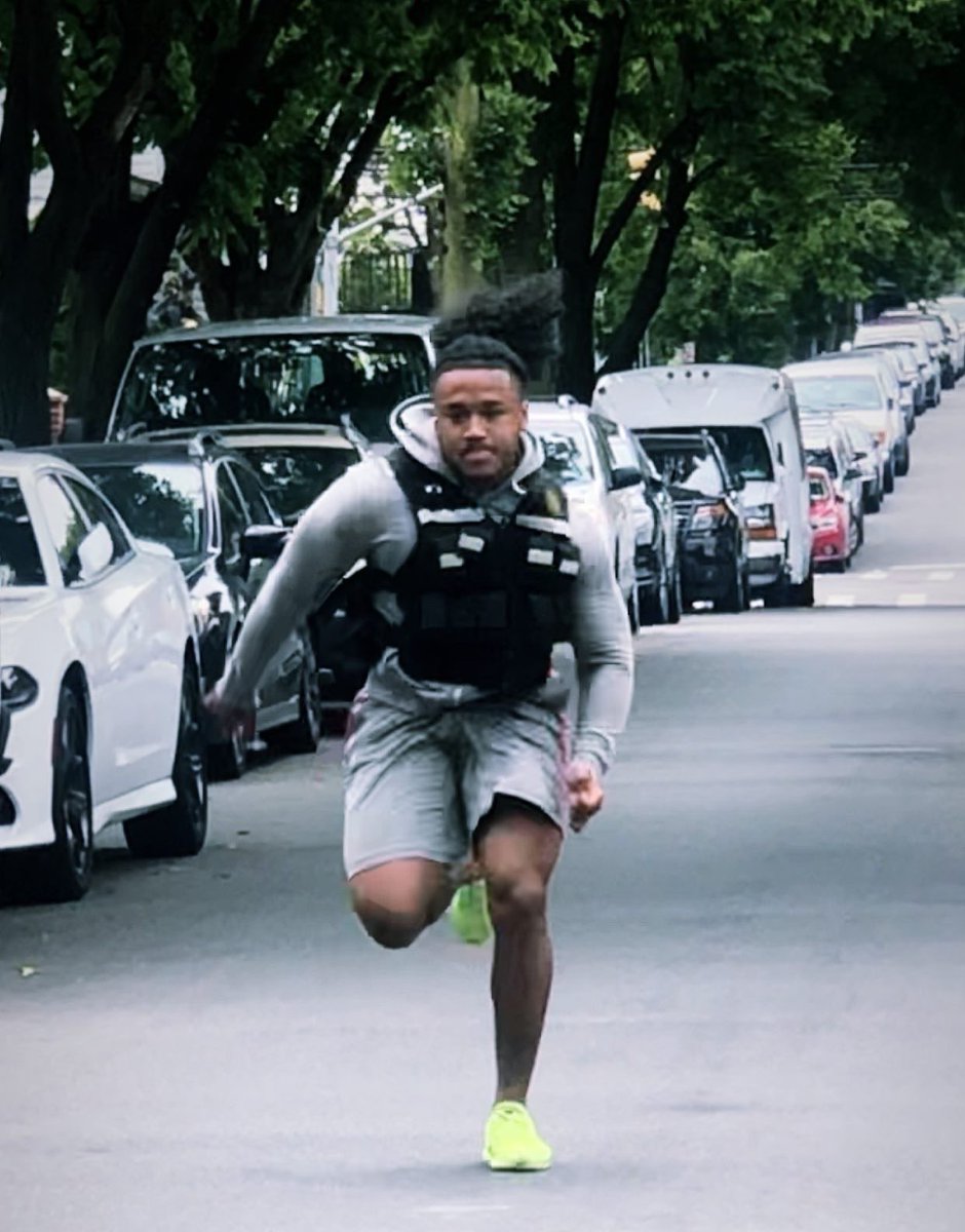 TirekMurphyJr's tweet photo. Thank You God For Allowing Me To See 18 🔞🙏🏾... This Is The Year 😉🚂 https://t.co/SADgwwmqVQ