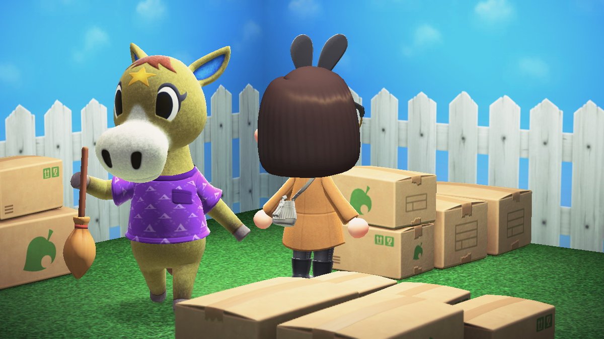JenumiCosplay's tweet photo. Winnie is in boxes today if youd like her 
#AnimalCrossing #ACNH #NintendoSwitch https://t.co/gQeZTTplnS