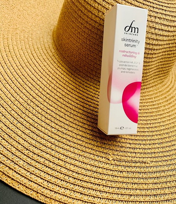 Derma_Med's tweet image. Derma_Med 25% OFF SKINTRINITY
💫Use our Customer Affiliate Program to get our products in your client's hands!
💫The ultimate multi-tasking, anti-aging serum w/everything you need to stimulate collagen formation &amp;amp; slow the aging process.
💫Ideal for post resurfacing treatments.