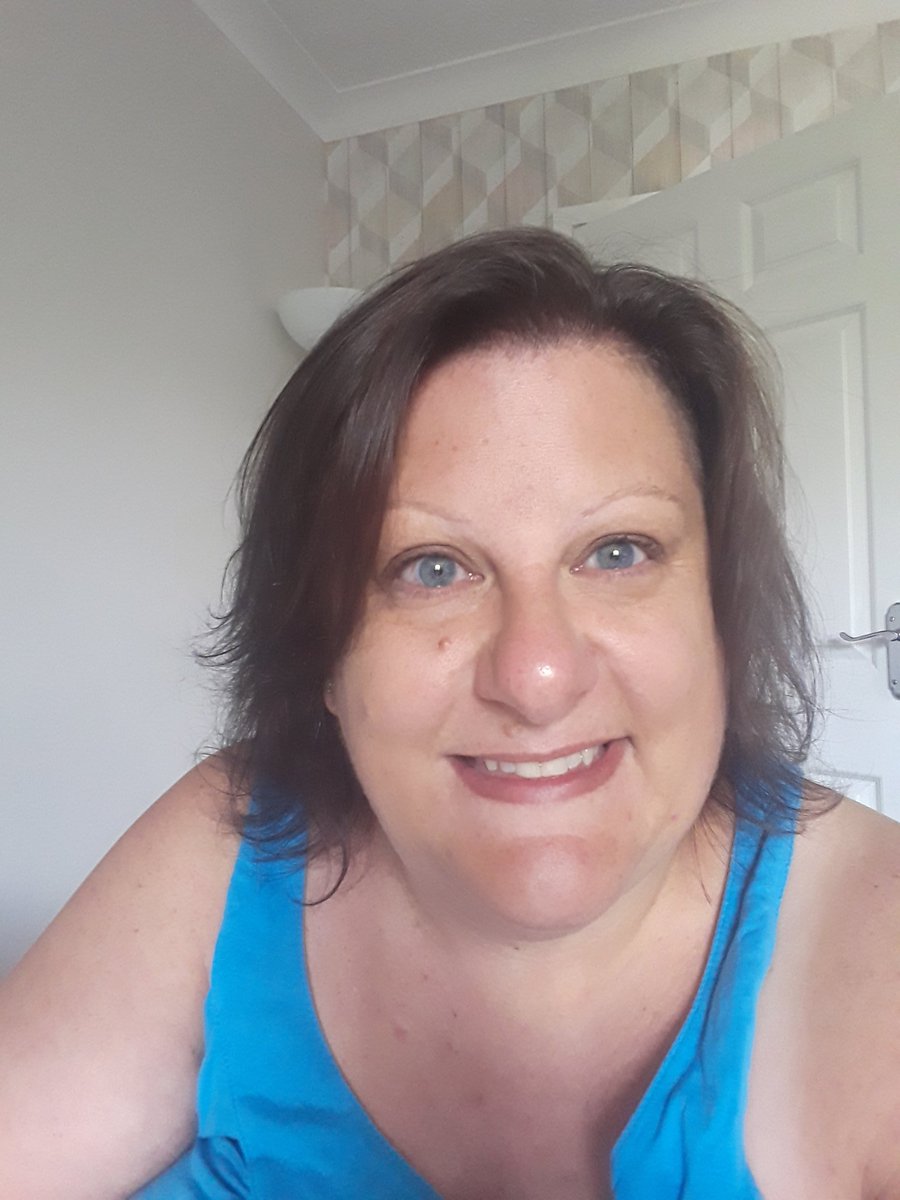 smell3878's tweet photo. New lockdown hair. Better than shaving my head #happyhelen #lockdownhair #longforme #feelsbetter https://t.co/SM6Tr5Dl1y