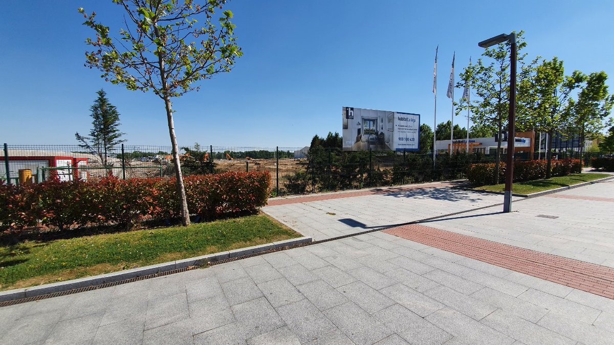 Ker2000Inmo's tweet photo. HABITAT LA VEGA
Las obras de urbanización avanzan a buen ritmo y ya han sido demolidas las naves de Smurfit.
Puedes leer el artículo del Norte de Castilla al respecto
https://t.co/7p0xvhdesW
#Inmobiliaria #Valladolid #saldremosadelante #ker2000 @ker2000inmobiliaria https://t.co/sxtSlgkV4O