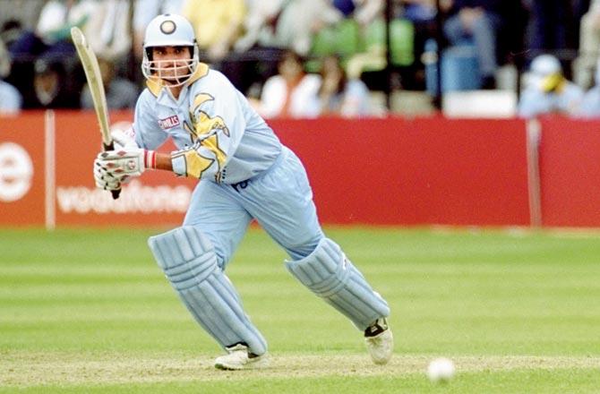 CricInNumbers's tweet photo. Image courtesy: AFP & Reuters
#icc #worldcup #cricket #cricketfans #cricketlovers #cricketfever #india #indiancricket #teamindia #indiancricketteam #meninblue #followtheblues #souravganguly #dada #dadagiri #dadafans #rahuldravid #wall #thewall #throwback #onthisday https://t.co/gerUdMYMFg