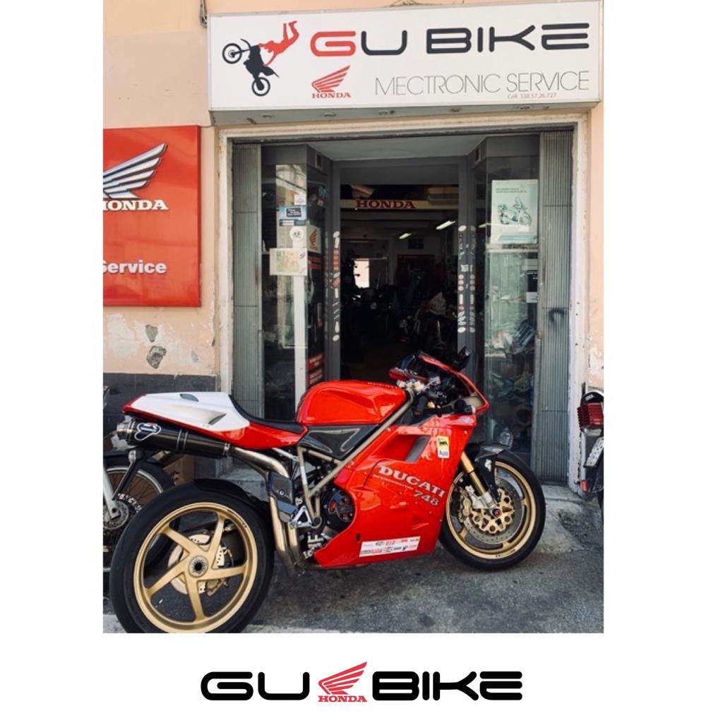 gu_bike's tweet photo. DUCATI 748
DesmoQuattro 
#GuBike 
#OfficinaHonda
#SantAgnello 
#Work https://t.co/41whAv57Sh