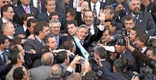 25 de mayo del 2003 asunción de Néstor Kirchner.