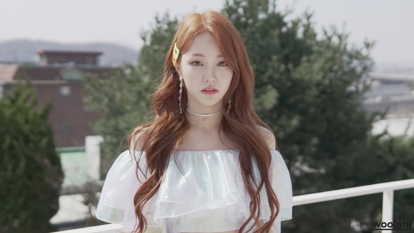 Woo!ah! minseo. Woo ah nana. Woo ah kpop. Nana wooah. Woo ah.